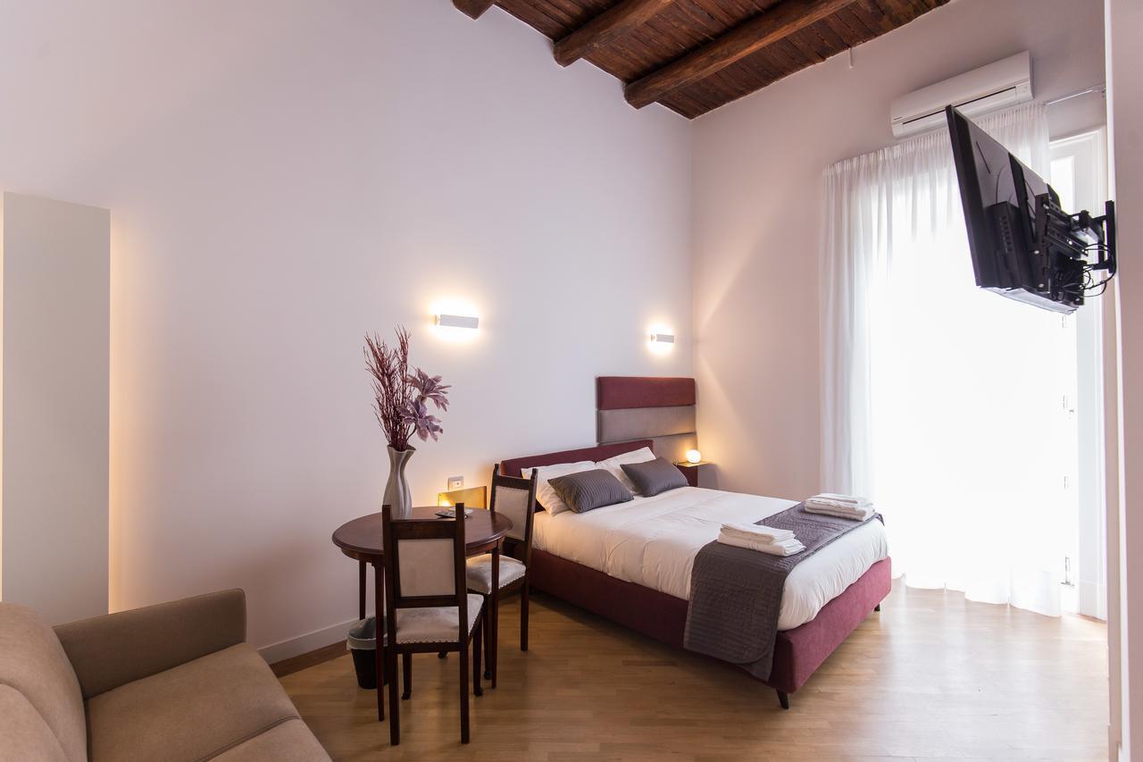 فندق Savoy Riviera نابولي المظهر الخارجي الصورة